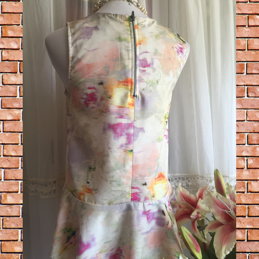H&M ladies flowers peplum top - Picture 2 of 7